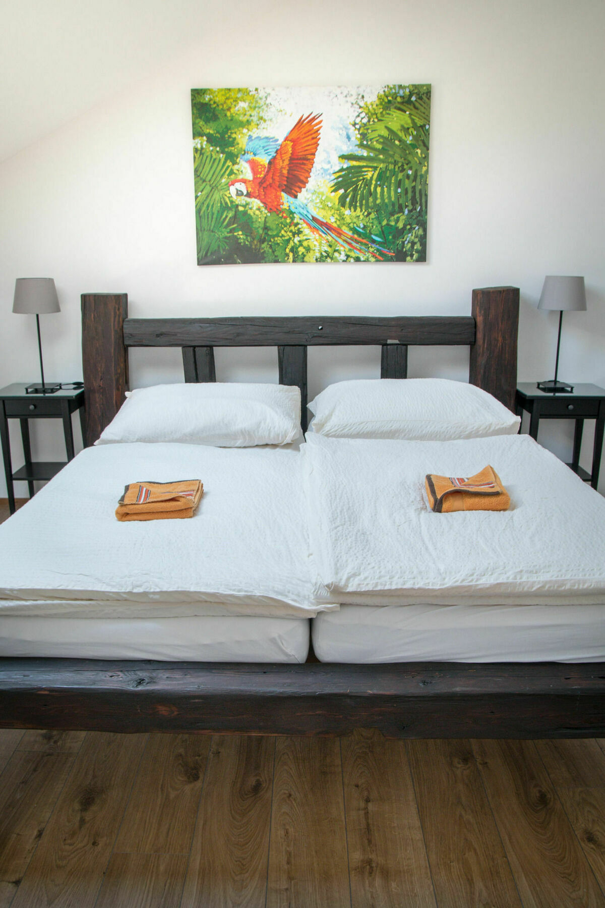 Cuba Bar & Hostel เชสเกบูดิเยโจวิตเซ ภายนอก รูปภาพ